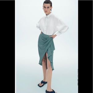 ZARA DRAPED SLIT SKIRT